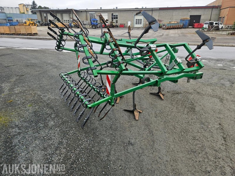 2010 KLS Kultivator - الآلات والماكينات الزراعية: صور 5 2010 KLS Kultivator - الآلات والماكينات الزراعية: صور 5