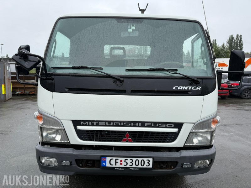 2010 Mitsubishi Fuso Canter 7C18 m/ HMF 635-K2 kran – lav km, fjernstyring - شاحنة كرين: صور 2 2010 Mitsubishi Fuso Canter 7C18 m/ HMF 635-K2 kran – lav km, fjernstyring - شاحنة كرين: صور 2