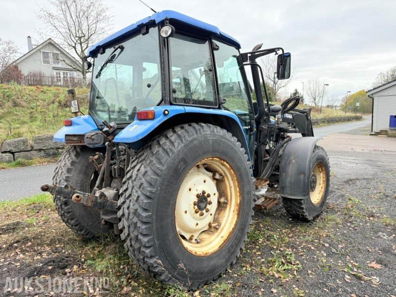 2010 New Holland T5070 traktor / Trima frontlaster / 4X4 - جرار: صور 5 2010 New Holland T5070 traktor / Trima frontlaster / 4X4 - جرار: صور 5
