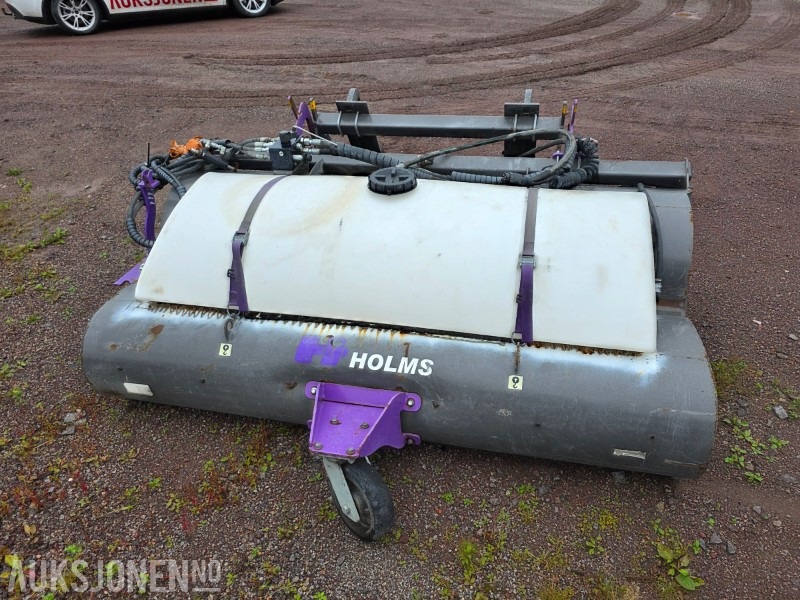 2011 Holms PL-2.15 feiekost med vanntank og klargjort for sidekost - معدات البناء: صور 3 2011 Holms PL-2.15 feiekost med vanntank og klargjort for sidekost - معدات البناء: صور 3