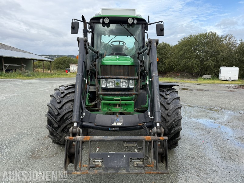 2011 John Deere 6230 Premium 40 km - جرار: صور 2 2011 John Deere 6230 Premium 40 km - جرار: صور 2