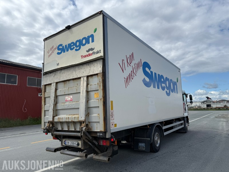 2011 MAN TGM 15.290 4X2 skapbil - Full sideåpning - Zepro bakløft - بصندوق مغلق شاحنة: صور 4 2011 MAN TGM 15.290 4X2 skapbil - Full sideåpning - Zepro bakløft - بصندوق مغلق شاحنة: صور 4