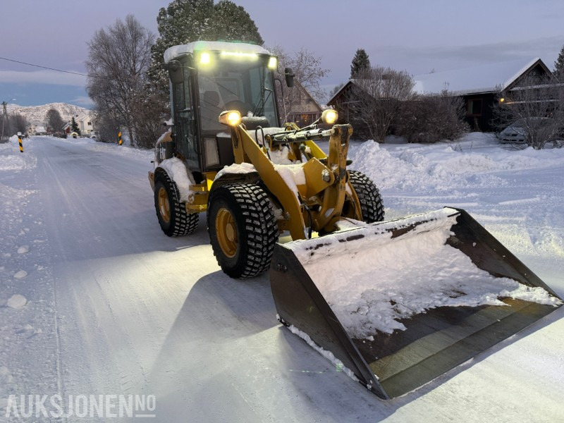 2012 Cat 907H2 - Planeringsskuffe - Pallegaffler - 3646T - اللودر بعجل: صور 3 2012 Cat 907H2 - Planeringsskuffe - Pallegaffler - 3646T - اللودر بعجل: صور 3