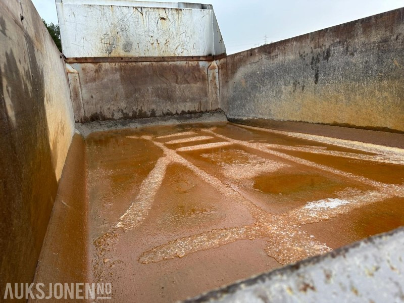 قلابات 2012 Scania R 730 6x4 - Brøyterigget tippbil: صور 9 قلابات 2012 Scania R 730 6x4 - Brøyterigget tippbil: صور 9