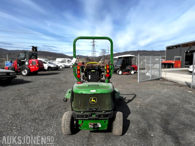 2013 John Deere 1445 series II 4WD frontmontert gressklipper - الآلات والماكينات الزراعية: صور 4 2013 John Deere 1445 series II 4WD frontmontert gressklipper - الآلات والماكينات الزراعية: صور 4