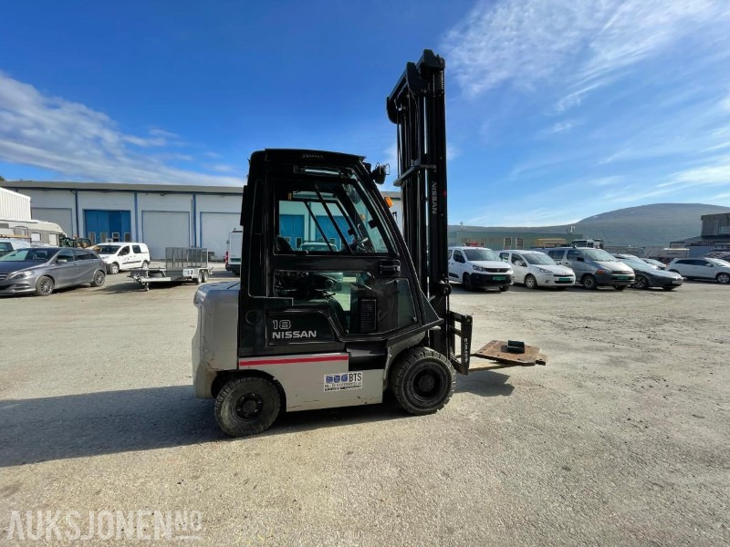 2013 Nissan Gaffeltruck Y1D1A18Q - 5M løftehøyde Høy - mva fritt - رافعة شوكية: صور 3 2013 Nissan Gaffeltruck Y1D1A18Q - 5M løftehøyde Høy - mva fritt - رافعة شوكية: صور 3