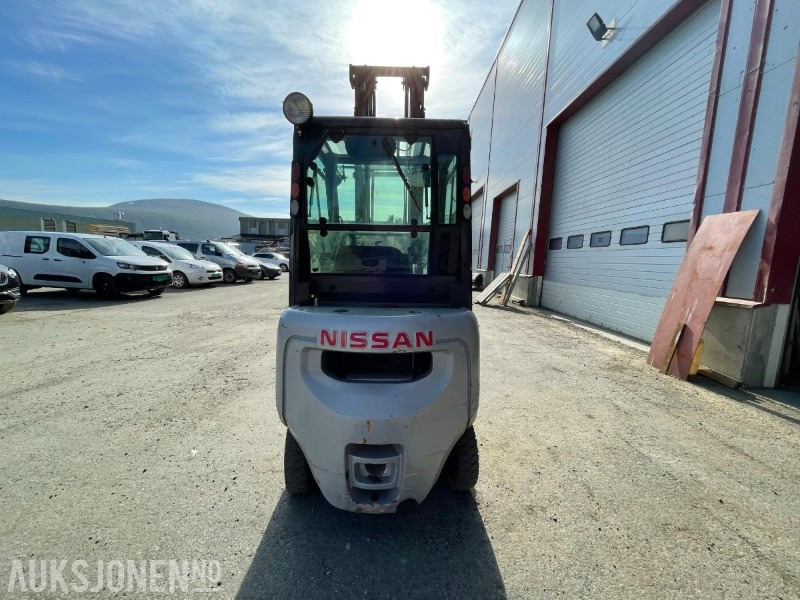 2013 Nissan Gaffeltruck Y1D1A18Q - 5M løftehøyde Høy - mva fritt - رافعة شوكية: صور 4 2013 Nissan Gaffeltruck Y1D1A18Q - 5M løftehøyde Høy - mva fritt - رافعة شوكية: صور 4