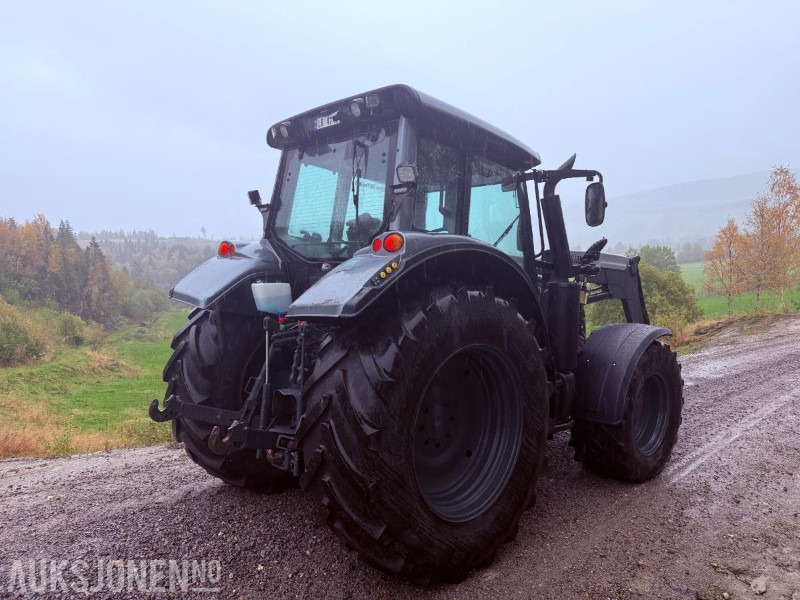 2013 Valtra N143 Direct med fronthydraulikk og kraftuttak(PTO) - Nylig EU godkjent - جرار: صور 3 2013 Valtra N143 Direct med fronthydraulikk og kraftuttak(PTO) - Nylig EU godkjent - جرار: صور 3