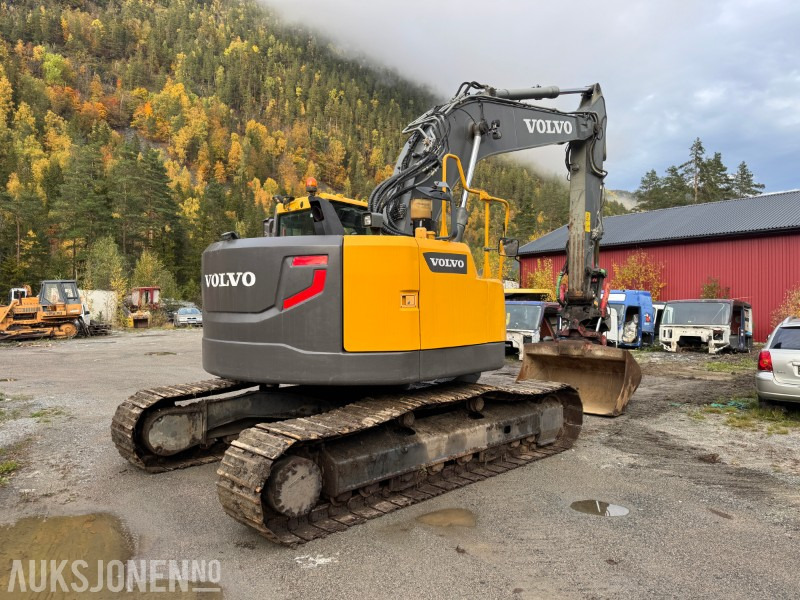 2013 Volvo ECR235DL Beltegraver - Tiltrotator - حفارة: صور 5 2013 Volvo ECR235DL Beltegraver - Tiltrotator - حفارة: صور 5