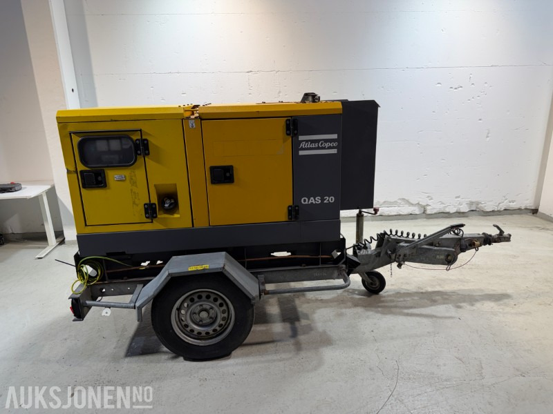 2014 Atlas Copco QAS 20 TR tilhengermontert aggregat - 20 KVA / 16 kW - معدات البناء: صور 5 2014 Atlas Copco QAS 20 TR tilhengermontert aggregat - 20 KVA / 16 kW - معدات البناء: صور 5