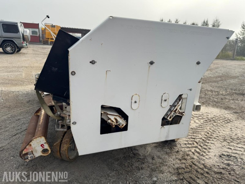 2015 Astec BF400 kantutlegger med BM feste - ملحقات - آلات البناء: صور 2 2015 Astec BF400 kantutlegger med BM feste - ملحقات - آلات البناء: صور 2