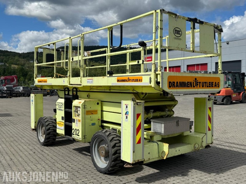 2015 MEC 3392RT sakselift / 4X4 / 12 meter arbeidshøyde - منصات هيدروليكية متنقلة: صور 5 2015 MEC 3392RT sakselift / 4X4 / 12 meter arbeidshøyde - منصات هيدروليكية متنقلة: صور 5