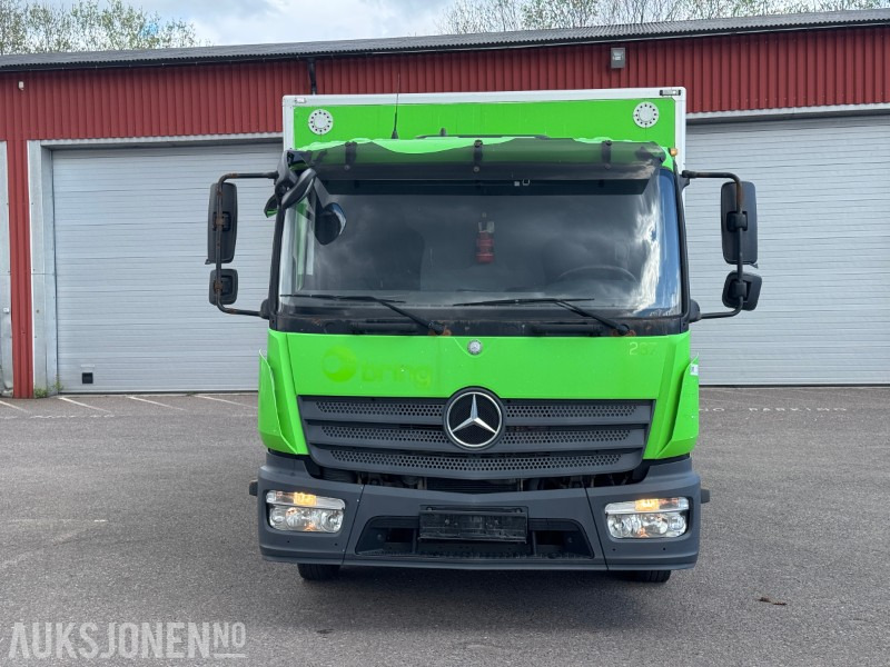 2015 Mercedes-Benz ATEGO - Skapbil med løftelem - Lett lastebil - بصندوق مغلق شاحنة: صور 4 2015 Mercedes-Benz ATEGO - Skapbil med løftelem - Lett lastebil - بصندوق مغلق شاحنة: صور 4