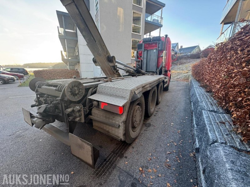 2015 Scania R580 8x4 tridem Krokbil / krokløft m/ JOAB 24t krok med knekk - شاحنة ذات الخطاف: صور 5 2015 Scania R580 8x4 tridem Krokbil / krokløft m/ JOAB 24t krok med knekk - شاحنة ذات الخطاف: صور 5