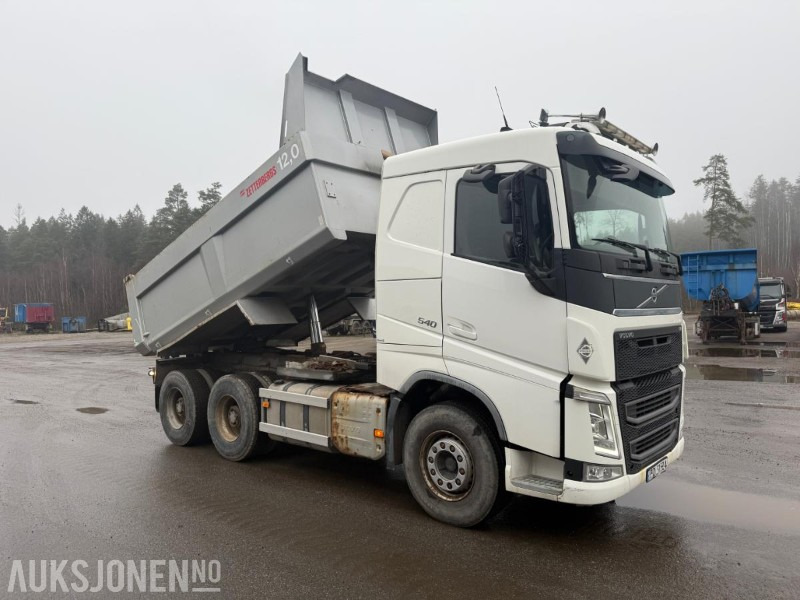 2015 VOLVO FH540 6X4 Euro6 TIPPBIL SERVICEHISTORIKK ZETTERBERG PÅBYGG. - قلابات: صور 2 2015 VOLVO FH540 6X4 Euro6 TIPPBIL SERVICEHISTORIKK ZETTERBERG PÅBYGG. - قلابات: صور 2