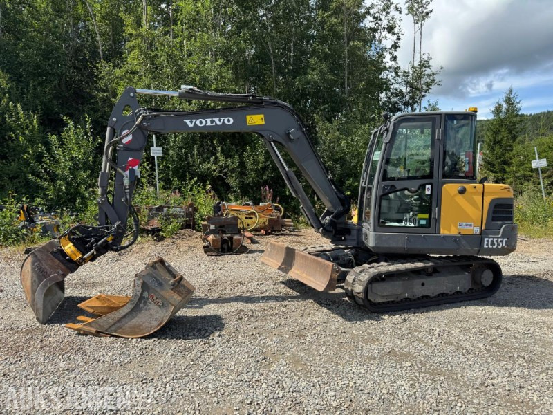 2015 Volvo EC55C GRAVEMASKIN MED KUN 1556 TIMER PÅ TELLEREN - حفارة: صور 1 2015 Volvo EC55C GRAVEMASKIN MED KUN 1556 TIMER PÅ TELLEREN - حفارة: صور 1