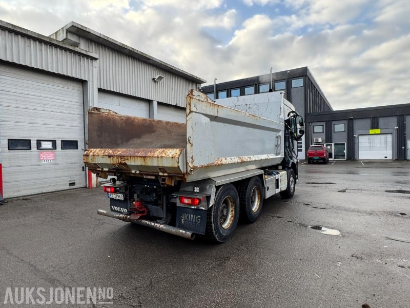 2015 Volvo FH16-660 6X4 Euro6T  Brøyterigget tippbil  – Servicehistorikk– 144 449 km - قلابات: صور 5 2015 Volvo FH16-660 6X4 Euro6T  Brøyterigget tippbil  – Servicehistorikk– 144 449 km - قلابات: صور 5