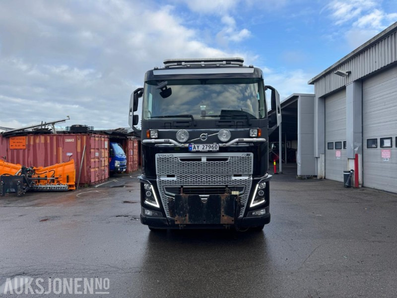 2015 Volvo FH16-660 6X4 Euro6T  Brøyterigget tippbil  – Servicehistorikk– 144 449 km - قلابات: صور 2 2015 Volvo FH16-660 6X4 Euro6T  Brøyterigget tippbil  – Servicehistorikk– 144 449 km - قلابات: صور 2