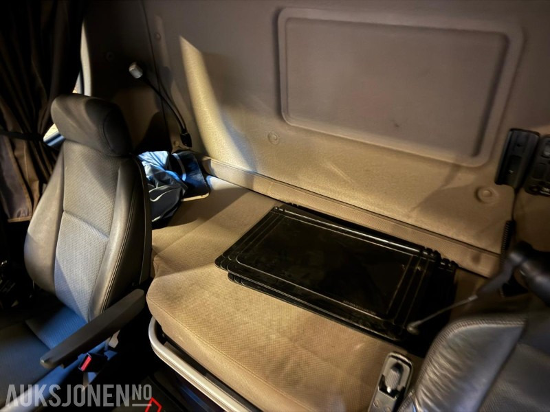 قلابات 2016 Scania R580 6x4 Tippbil med oppvarmet plan og brøyteoppsett: صور 49 قلابات 2016 Scania R580 6x4 Tippbil med oppvarmet plan og brøyteoppsett: صور 49