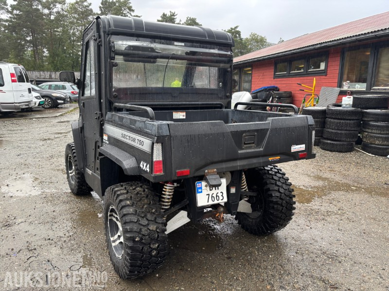2017 Hisun Sector 750 UTV 4x4 HS394-2 Lasteplan og El Vinsj - جرار: صور 3 2017 Hisun Sector 750 UTV 4x4 HS394-2 Lasteplan og El Vinsj - جرار: صور 3