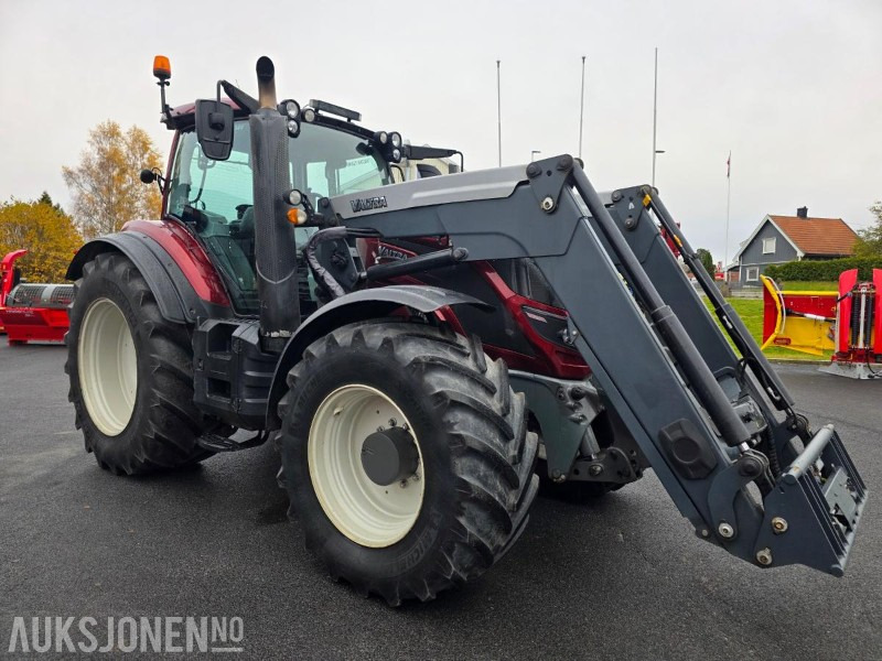 2017 Valtra T234 Traktor Med ISOBUS og frontlaster. - جرار: صور 2 2017 Valtra T234 Traktor Med ISOBUS og frontlaster. - جرار: صور 2
