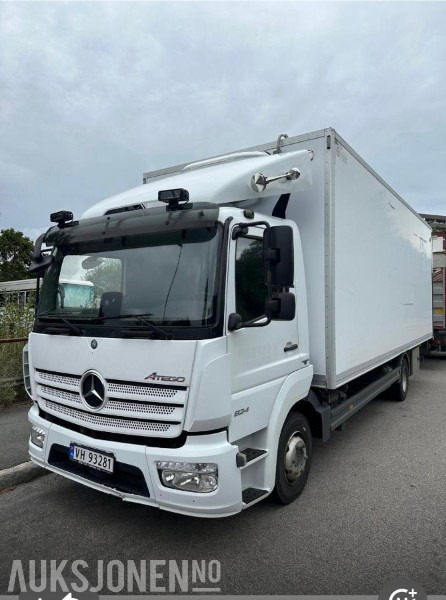 2018 Mercedes-Benz ATEGO 824 lastebil automat 16 paller - بصندوق مغلق شاحنة: صور 2 2018 Mercedes-Benz ATEGO 824 lastebil automat 16 paller - بصندوق مغلق شاحنة: صور 2