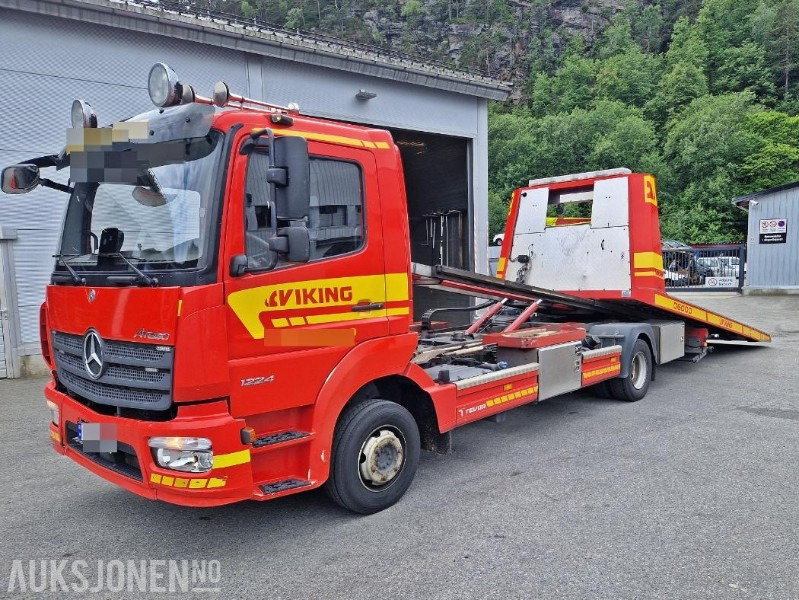 2018 Mercedes-Benz ATEGO med TEVOR PÅBYGG, Kjørebruer, Briller, Fjernkontroll, - المطافئ: صور 1 2018 Mercedes-Benz ATEGO med TEVOR PÅBYGG, Kjørebruer, Briller, Fjernkontroll, - المطافئ: صور 1