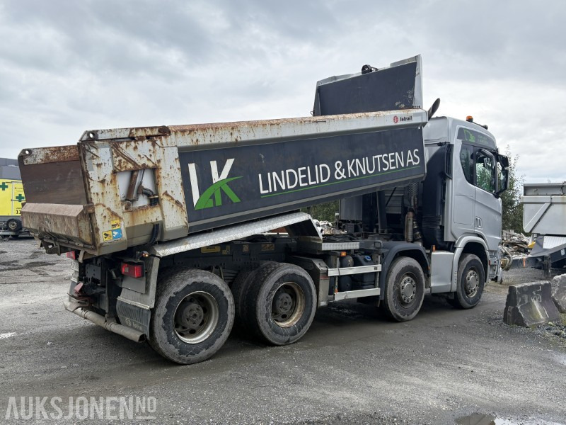 2018 Scania R500 tippbil - 8X4 - Istrail m/hydraulisk stor baklem - rullestolheis - MYE utstyr på denne bilen - قلابات: صور 3 2018 Scania R500 tippbil - 8X4 - Istrail m/hydraulisk stor baklem - rullestolheis - MYE utstyr på denne bilen - قلابات: صور 3