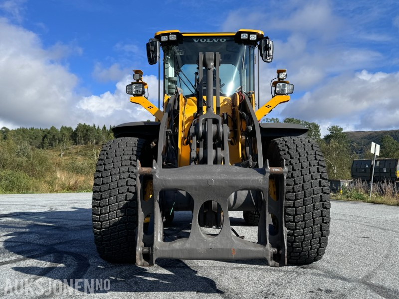 2018 Volvo L90H Hjullaster - Sentralsmøring - Hydraulisk redskapslås - Tilleggshydraulikk - Sertifisert - اللودر بعجل: صور 2 2018 Volvo L90H Hjullaster - Sentralsmøring - Hydraulisk redskapslås - Tilleggshydraulikk - Sertifisert - اللودر بعجل: صور 2