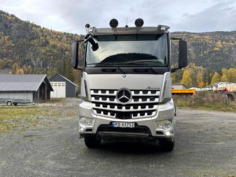 2019 Mercedes-Benz Arocs 3258K 8x4 tippbil - قلابات: صور 2 2019 Mercedes-Benz Arocs 3258K 8x4 tippbil - قلابات: صور 2