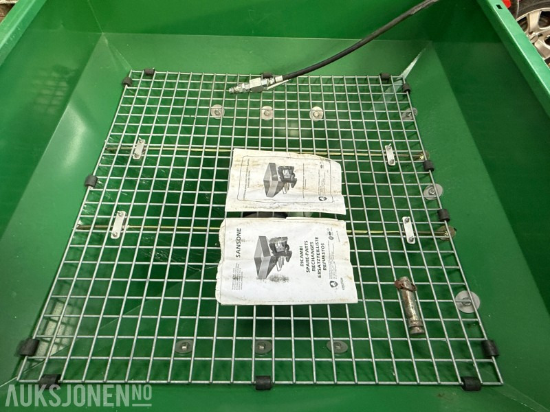 2019 Sansone hydraulisk Sentrifugalspreder brukt til bringebær - الآلات والماكينات الزراعية: صور 5 2019 Sansone hydraulisk Sentrifugalspreder brukt til bringebær - الآلات والماكينات الزراعية: صور 5