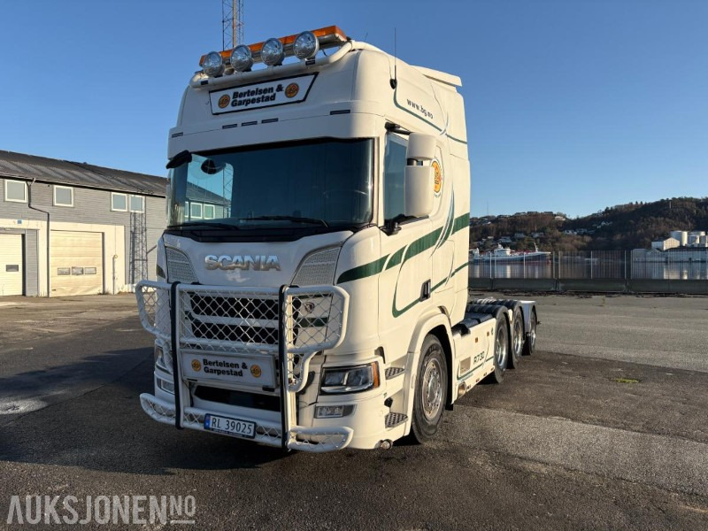 2019 Scania R730 6X4X2 Tungtrekker Euro6 maks vogntogvekt 150tonn - شاحنة جرار: صور 1 2019 Scania R730 6X4X2 Tungtrekker Euro6 maks vogntogvekt 150tonn - شاحنة جرار: صور 1