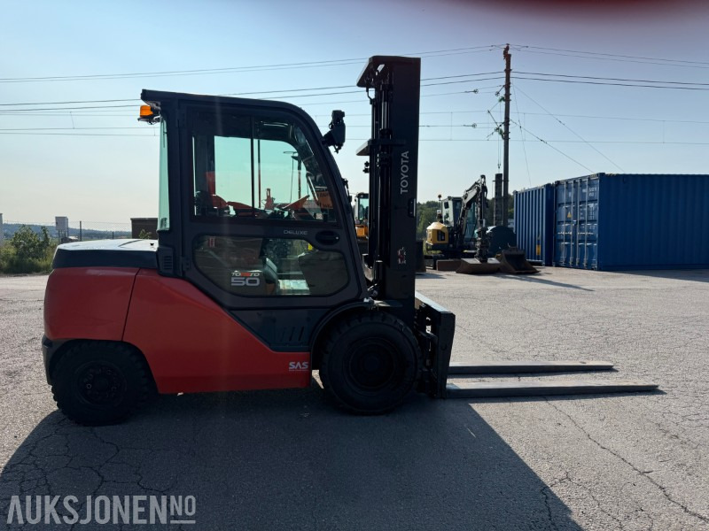 2019 Toyota 40-8FD45N Dieselmotvektstruck - KUN 1120 timer - معدات المناولة: صور 4 2019 Toyota 40-8FD45N Dieselmotvektstruck - KUN 1120 timer - معدات المناولة: صور 4