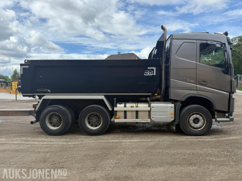2019 VOLVO FH500 TIPPBIL M/MAUR BILPÅBYGG TRIPPELKJERRE SERVICEHISTORIKK LAV KM 6X4 EURO 6 - قلابات: صور 3 2019 VOLVO FH500 TIPPBIL M/MAUR BILPÅBYGG TRIPPELKJERRE SERVICEHISTORIKK LAV KM 6X4 EURO 6 - قلابات: صور 3