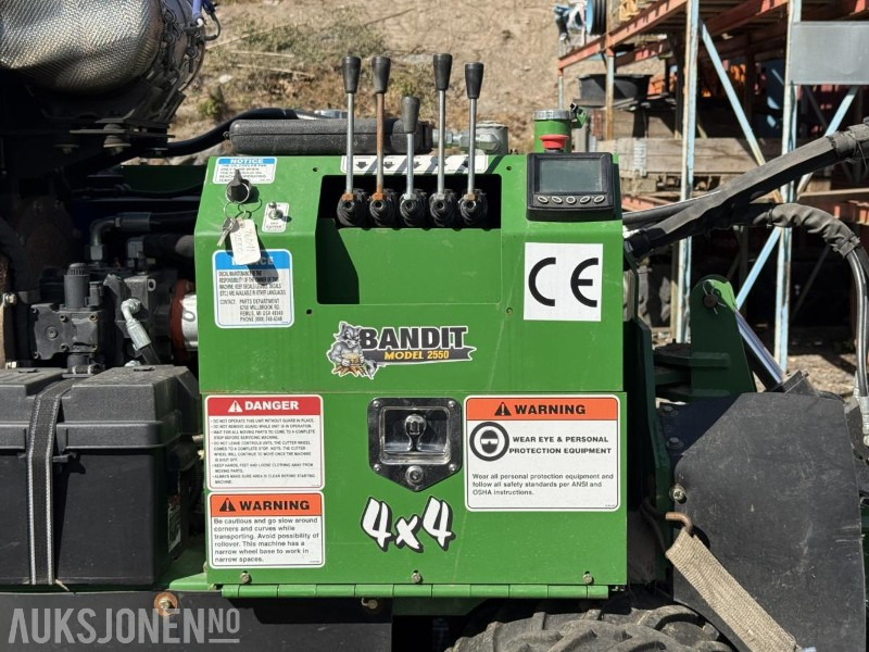 معدات البناء 2022 Bandit Model 2550 Stubbefres – 4x4, Diesel: صور 11 معدات البناء 2022 Bandit Model 2550 Stubbefres – 4x4, Diesel: صور 11