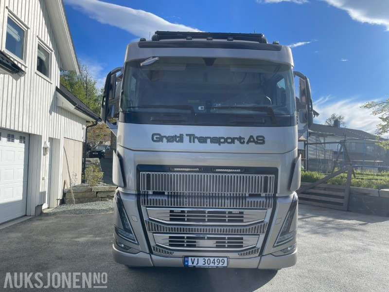 2022 Volvo FH16 750 8x4 Tridem – Gullavtale, Én Eier, EU-godkjent til 15.05.2026 - قلابات: صور 2 2022 Volvo FH16 750 8x4 Tridem – Gullavtale, Én Eier, EU-godkjent til 15.05.2026 - قلابات: صور 2