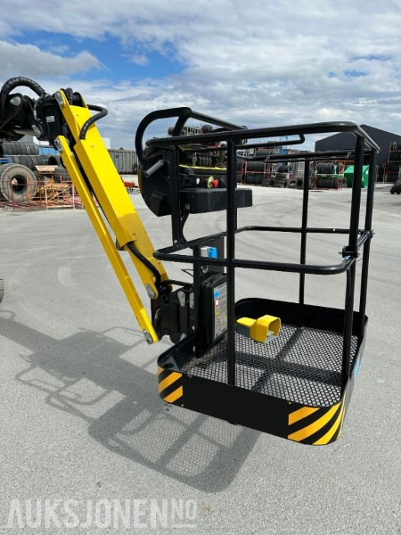 منصات هيدروليكية متنقلة 2023 AIRO A12 JE, elektrisk bomlift - Roterende Jibb - Arbeidshøyde 12,1 m. - Leveres med ny årskontroll!: صور 7 منصات هيدروليكية متنقلة 2023 AIRO A12 JE, elektrisk bomlift - Roterende Jibb - Arbeidshøyde 12,1 m. - Leveres med ny årskontroll!: صور 7