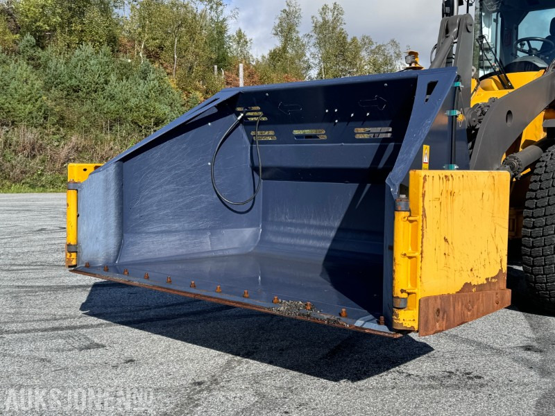 2023 Drivex Klappvingeskuffe / Klaffskuffe / Snøskuffe / brøyteskuffe - Volvo BM feste - 3,5 m3 - ملحقات - آلات البناء: صور 2 2023 Drivex Klappvingeskuffe / Klaffskuffe / Snøskuffe / brøyteskuffe - Volvo BM feste - 3,5 m3 - ملحقات - آلات البناء: صور 2