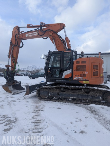 2023 Hitachi ZX225USLC-7 - Montabert CPA, GPS, rototilt, to-delt bom +++ - حفارة: صور 1 2023 Hitachi ZX225USLC-7 - Montabert CPA, GPS, rototilt, to-delt bom +++ - حفارة: صور 1