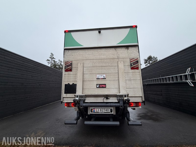 2023 Mercedes-Benz Atego 818 kjøpt ny i Norge - Baklem - 266855 km - بصندوق مغلق شاحنة: صور 5 2023 Mercedes-Benz Atego 818 kjøpt ny i Norge - Baklem - 266855 km - بصندوق مغلق شاحنة: صور 5