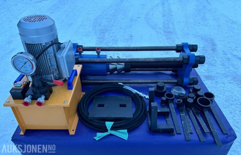 2024 Mobil boltpresse med hydraulikkaggregat - 70 tonns kapasitet - 220V med div. verktøy - Ubrukt - ملحقات - آلات البناء: صور 2 2024 Mobil boltpresse med hydraulikkaggregat - 70 tonns kapasitet - 220V med div. verktøy - Ubrukt - ملحقات - آلات البناء: صور 2