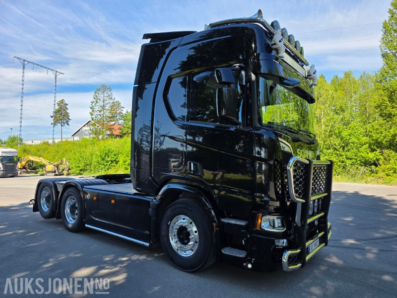 2024 Scania R770 A6x4NB TOPPMODELL M/HYDRAULIKK LAV KM, 34800 km - شاحنة جرار: صور 3 2024 Scania R770 A6x4NB TOPPMODELL M/HYDRAULIKK LAV KM, 34800 km - شاحنة جرار: صور 3