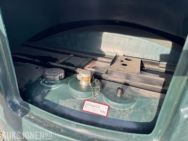 2024 Vera 5000 liter dieseltank med dobbeltbunn - ملحقات - آلات البناء: صور 2 2024 Vera 5000 liter dieseltank med dobbeltbunn - ملحقات - آلات البناء: صور 2