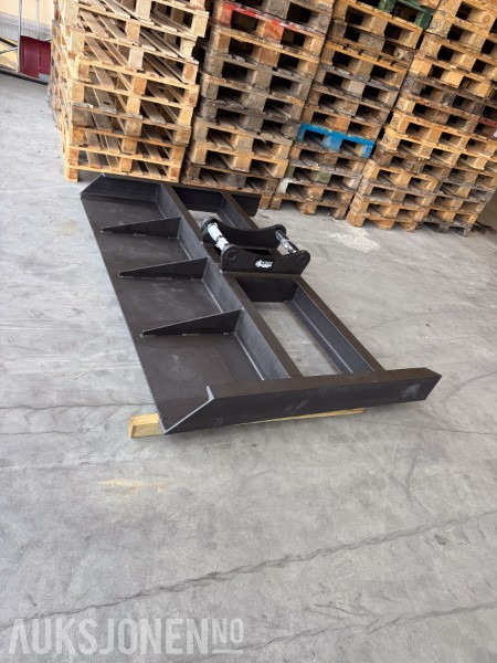 2025 Avrettingsbjelke for gravemaskin - S50 feste - Bredde 2000 mm - ملحقات - آلات البناء: صور 2 2025 Avrettingsbjelke for gravemaskin - S50 feste - Bredde 2000 mm - ملحقات - آلات البناء: صور 2