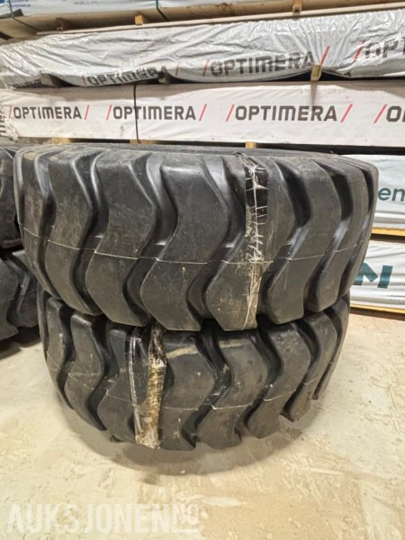 4 nye 23.5-25 dekk - Anleggsdekk - معدات البناء: صور 3 4 nye 23.5-25 dekk - Anleggsdekk - معدات البناء: صور 3