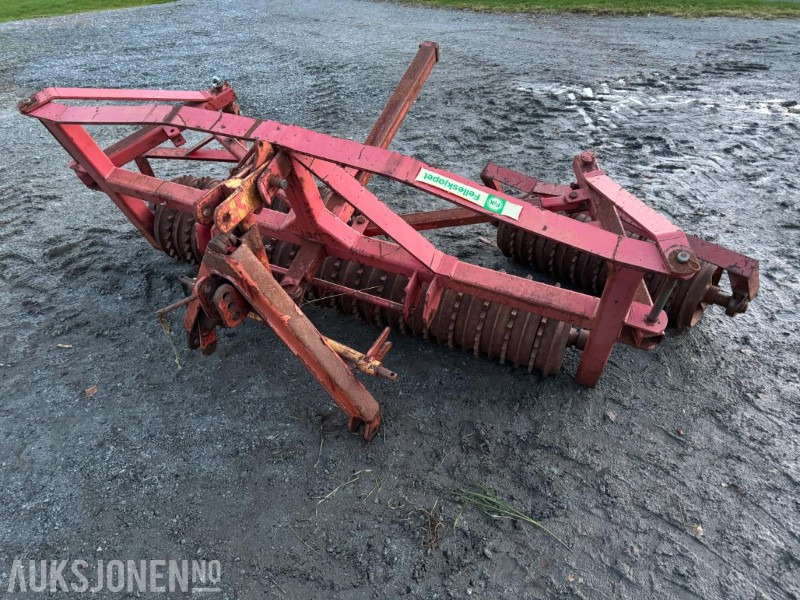 Åker rulle til traktor - الآلات والماكينات الزراعية: صور 4 Åker rulle til traktor - الآلات والماكينات الزراعية: صور 4