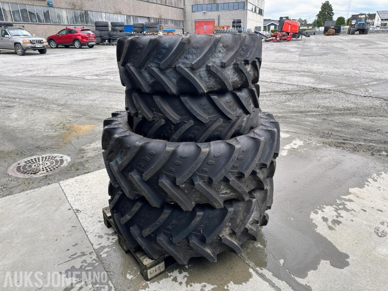 BKT AGRIMAX RT 765 TRAKTORDEKK 320/70 R 20 + 420/70 R 28 - جرار: صور 3 BKT AGRIMAX RT 765 TRAKTORDEKK 320/70 R 20 + 420/70 R 28 - جرار: صور 3