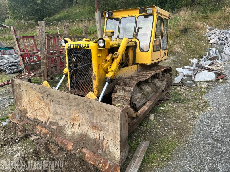 Cat D5 Bulldoser // doser - معدات البناء: صور 5 Cat D5 Bulldoser // doser - معدات البناء: صور 5