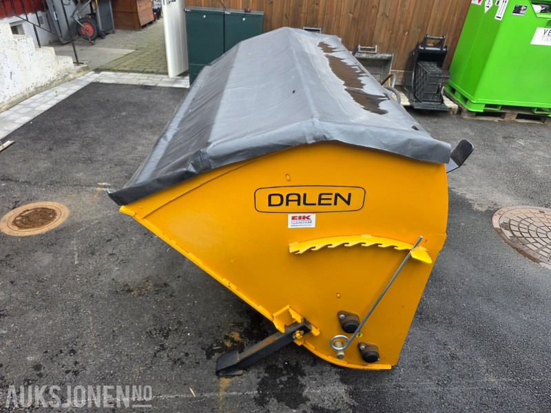 Dalen 2034-U sandstrøer - Hydraulisk - 2 meter strøbredde - 1300 liter - معدات البناء: صور 2 Dalen 2034-U sandstrøer - Hydraulisk - 2 meter strøbredde - 1300 liter - معدات البناء: صور 2