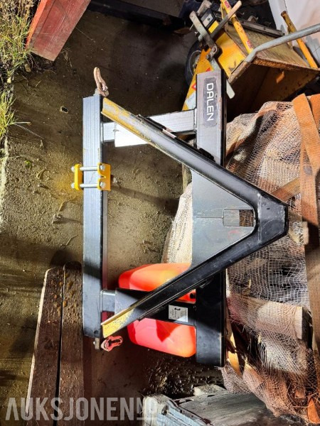 Dalen 2097 og 1294 - الآلات والماكينات الزراعية: صور 5 Dalen 2097 og 1294 - الآلات والماكينات الزراعية: صور 5